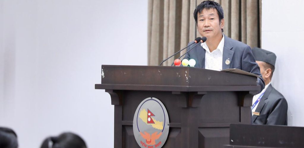 हर्क साम्पाङको प्रश्न : संसद्‌मा आधा कुर्सी खाली किन ?